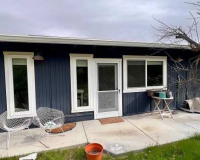 1 Bedroom 1BA 600 ft Pet-Friendly Apartment For Rent in Paso Robles, CA