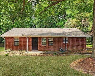 3 Bedroom 2BA 1134 ft House For Rent in Monroe, GA