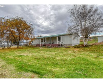 3 Bedroom 2BA 1620 ft Single Family House For Sale in Pendleton, OR