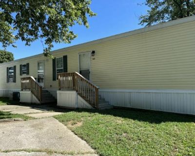 2 Bedroom 2BA 1056 ft Mobile Home For Rent in Indianapolis, IN