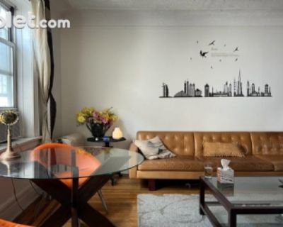 Lease term: Month to Month. $2500/month 1 Month Security Deposit. Furnished Rental. Fully furnished two bedroom apartment located in a charming apartment building right on Boulevard East, the street famous for its beautiful views of Manhattan. All utilities are included in the rent (heat, hot water, gas, electric). The apartment has a large kitchen, flat screen TV, beds, as well as linens and b...