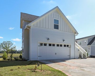 4056-1 Biltmore Avenue. Property for Rent in Tallahassee, FL for $1,800 with 1 bedroom and 1 full bath. This 488 square foot property was built in 2025.. New construction 1/1 carriage house in the highly desirable SouthWood Community! This beautiful home features an open floor plan, custom kitchen, gorgeous colors and upgraded fixtures. Make this one yours today!. Parking Features Garage TwoCar...