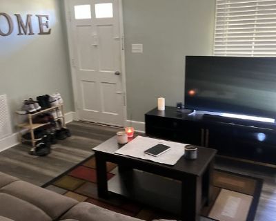 Laid back and chilled. Respect others. Very clean and very polite. Always cordial and mind my business. High on life. Love to watch movies and play video games. Work a lot as well.. 3 Bedroom. 1 Bathroom