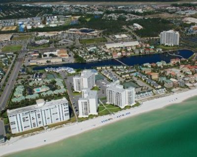 3 Bedroom 2BA 1800 ft Furnished Condo For Sale in Destin, FL