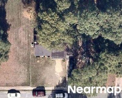 1.0 Bath Preforeclosure Property in Pine Bluff, AR 71601 - Bonnie Park Dr