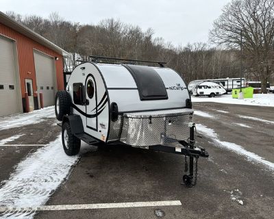 2025 Nucamp Tag Teardrop Camper Lithium Black Canyon