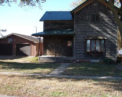 3 Bedroom 2BA 1816 ft Single Family Home For Sale in CRAWFORDSVILLE, IA