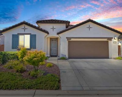 3 Bedroom 3BA 2206 ft Single Family Home For Sale in SACRAMENTO, CA