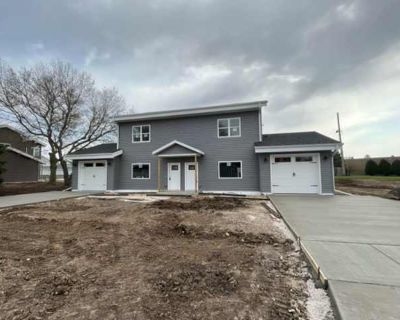 3 Bedroom 1.5BA 1216 ft Apartment For Rent in Janesville, WI