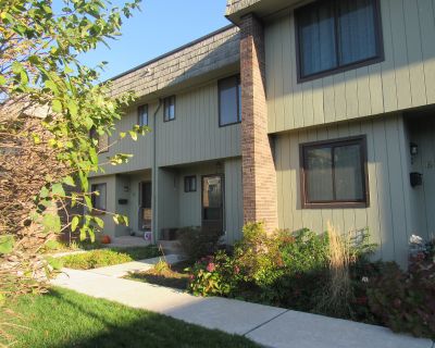 2 Bedroom 1BA 1968 ft Condo For Rent in Cromwell, CT