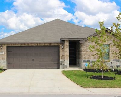 12915 Louberg Vly. Energy efficient Meritage Home in popular Trails of Westpointe with fantastic neighborhood amenities to enjoy! Beautiful and functional one story, open floor plan with 3 bedrooms, 2 1/2 baths and convenient flex room perfect for an at home office, 2nd living/media room, playroom, exercise room or hobby/craft space. Gorgeous white island kitchen with built-in oven and gas cook...