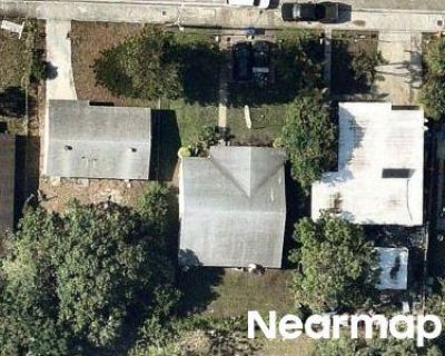 3 Bed 2 Bath Preforeclosure Property in West Palm Beach, FL 33404 - Ac Evans St