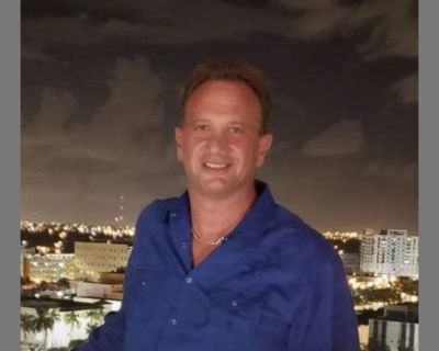 David - Needs an Apartment on iROOMit or a Room