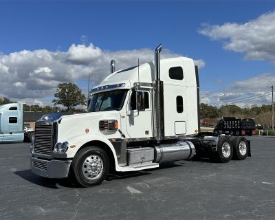 Used 2016 FREIGHTLINER COLUMBIA Conventional - Sleeper Truck in Carrollton, GA