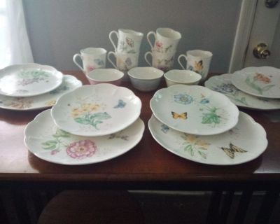 Lenox China, butterfly meadow design