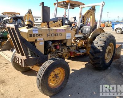 Ford 260C 2WD Tractor