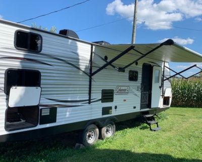 2016 Coleman� Lantern Edition 295