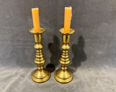770DR26 Heavy Brass Candlesticks