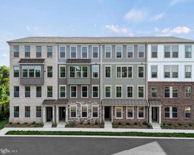 3 Bedroom 2BA 2362 ft Condo For Sale in Manassas Park, VA