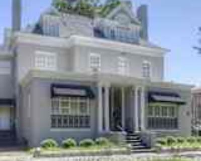 1 Bedroom 1BA 782 ft² Pet-Friendly Apartment For Rent in Augusta, GA 451 Greene St