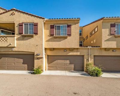 4 Bedroom 3.5BA 1882 ft Pet-Friendly Apartment For Rent in Chula Vista, CA