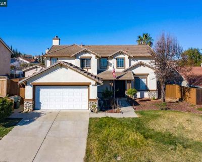 5 Bedroom 3BA 2240 ft Apartment For Rent in Antioch, CA