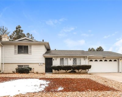 3 Bedroom 2BA 1409 ft Apartment For Rent in Aurora, CO