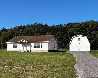 2 Bedroom 1BA 1496 ft Single Family House For Sale in Rome, OH