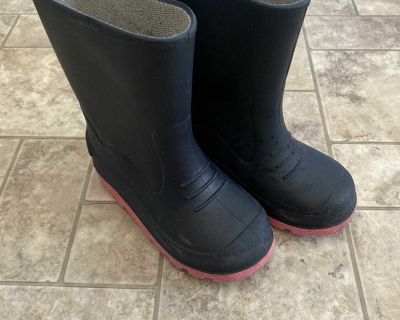 Rubber boots