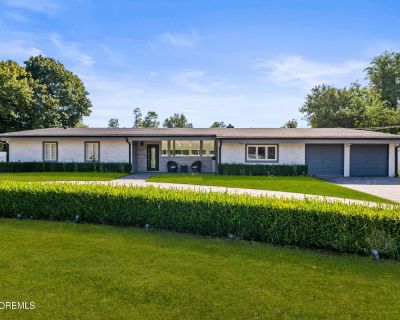 512 Deal Road. Property for Rent in Ocean, NJ for $3,700 with 5 bedrooms and 2 full baths. This 2,472 square foot property was built in 1958 on a lot size of 0.35.. ** WINTER RENTAL 2026-2027 -Welcome to This Gorgeous Renovated Ranch With Five Bedrooms, Two Full Bathrooms, Large Kitchen, Dining Room, Living Room With Beautiful Glass Sliding Doors leading to Backyard. Big Backyard has Basketball...