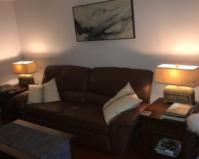 Furnished Room for Rent - Seeking roommate (F) in Garfield Ridge