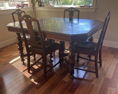 FREE: FREE - Dining Room Table