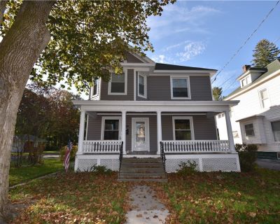 5 Bedroom 2BA 2414 ft Apartment For Rent in Watertown City, NY