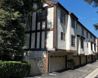 2 Bedroom 3BA 1586 ft Apartment For Rent in Glendale, CA