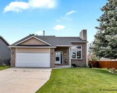 3 Bedroom 3BA 2314 ft Single Family Home For Sale in CHEYENNE, WY