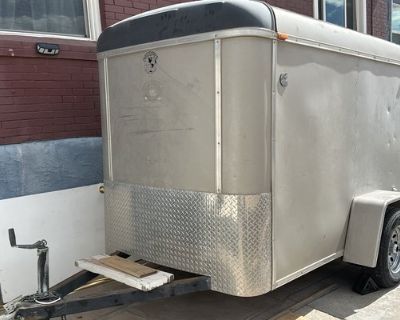 8 1/2 ft Utility trailer