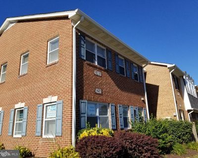 4248 Chain Bridge Road # B. Property for Rent in Fairfax, VA for $1,800. This 910 square foot property was built in 1979.. Beautiful, clean & move-in ready! Newly renovated upper end unit with a great windowline for lots of natural light! Renovated from the top down with: new ceiling, LED light fixtures, kitchenette w/full-size fridge, BA fixtures & tile, paint, LVP flooring, mini-blinds - all ...