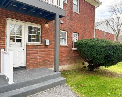 1 Bedroom 1BA 727 ft Condo For Sale in Wappingers Falls, NY