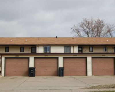2 Bedroom 1BA 888 ft Apartment For Rent in Ankeny, IA