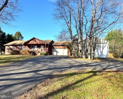 3 Bedroom 2BA 1916 ft Single Family House For Sale in Rising Sun, MD