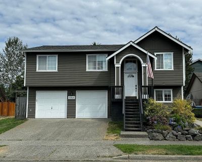 3 Bedroom 2BA 1400 ft Pet-Friendly Single Family Home For Rent in Monroe, WA