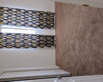 Total rooms: 3. Deposit (Room 1): $1,000.00 * Deposit (Room 2): $1,000.00 * Utilities included?: Yes * Fees apply?: No. No preference. Non-smoking. Couples are welcome. Age preference: 20 - 99. Furnishings: Unfurnished * Parking: Yes * Garage: Yes * Yard/patio: Yes * Disabled access: * Living room: shared * Broadband included: Yes. Availability Available Now Minimum term 3 months Maximum term N...