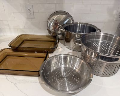 includes all pictured . MESSAGE to arrange pick up time.