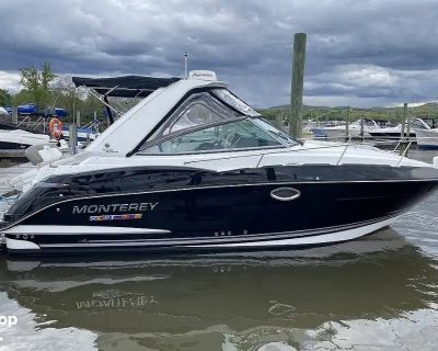 Monterey 295 Sport Yacht