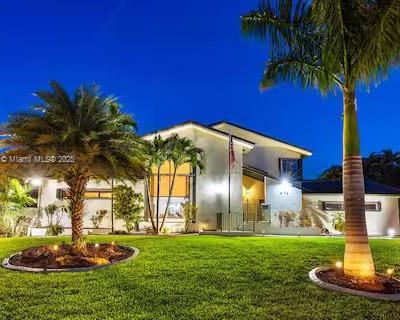 5 Bedroom 3BA 3176 ft Furnished House For Rent in Davie, FL