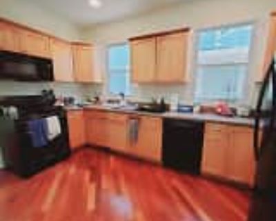 2 Bedroom 2BA 1875 ft² Pet-Friendly Apartment For Rent in Stamford, CT 71 Grove St unit 1