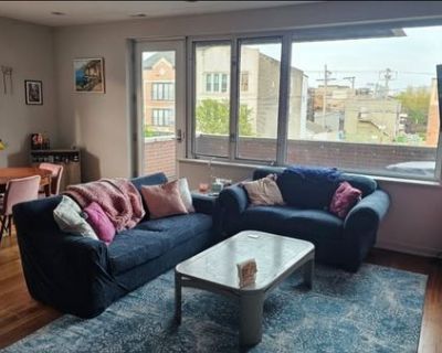 Hi all! My name is Kelsey and I'm looking for a female roommate in her mid-20s to mid-30s to take the second bedroom in my beautiful 2 bed/2 bath apartment in East Village (Wicker Park/West Town area). LGBTQ+ inclusive! Rent for your room would be $1,450/month plus utilities, and the new lease starts August 1st. About the apartment:- Queen-sized bedroom (about 10 x 12)- Good-sized closet (about...