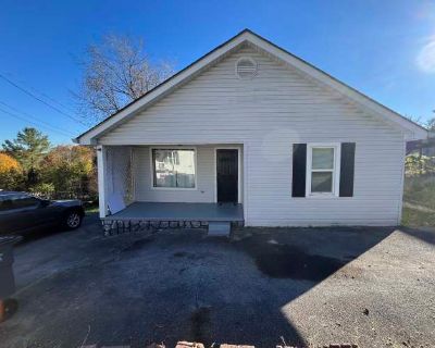 2 Bedroom 1BA 1000 ft Apartment For Rent in Kingsport, TN