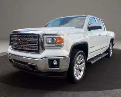 2015 GMC Sierra 1500 Crew Cab SLT Pickup 4D 5 3/4 ft