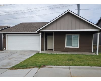 2 Bedroom 2BA 1144 ft Single Family House For Sale in Umatilla, OR